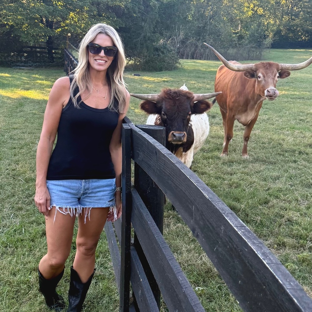 Meet your Posher, Sheri